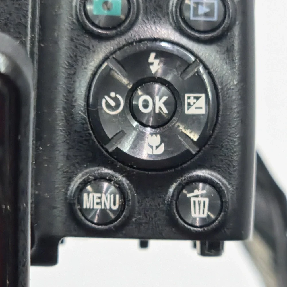 Nikon coolpix l830